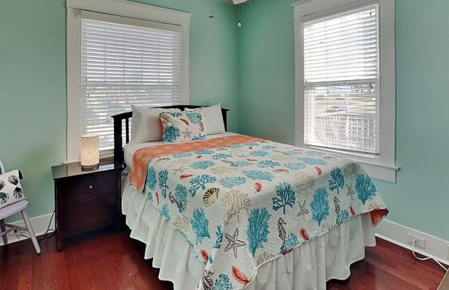 Seawall Celebration - Manor - Photo 22