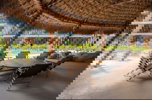 Foto 56 - Luxury Jungle Condos by Casago