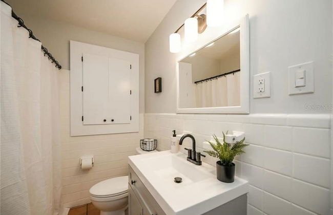 Chic Downtown Sarasota Cottage Retreat - Foto 24