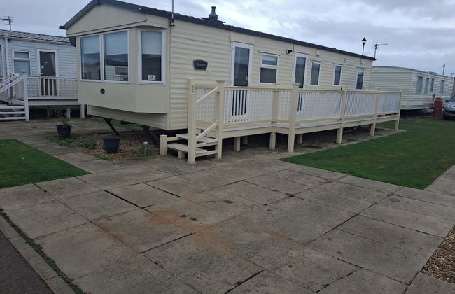 3-bed Caravan, Sleeps 8, Pool & Beach - Photo 26