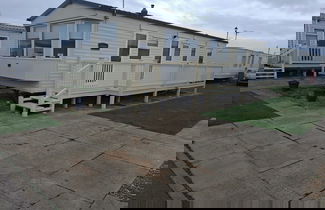 Photo 1 - 3 Bed Caravan - Sleeps 8 - Pets Allowed - Pool