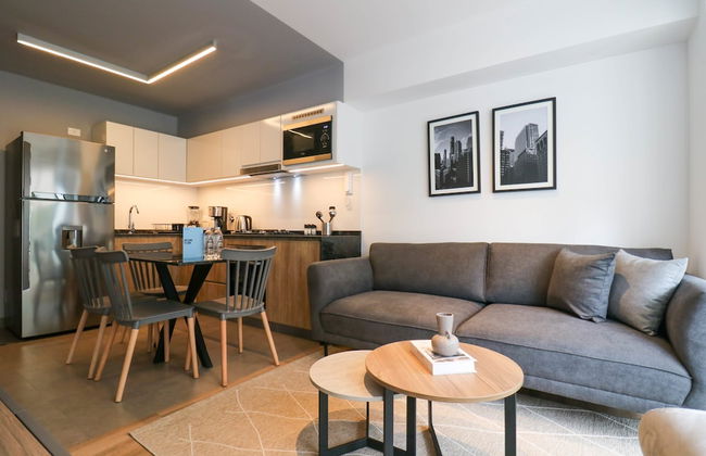 w Exceptional 2BR w Amazing View in San Isidro - Photo 1