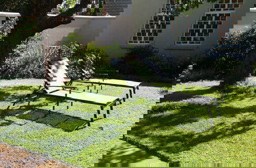 Photo 6 - Chic Studio Nestled in Lovely Garden and Pool-2254