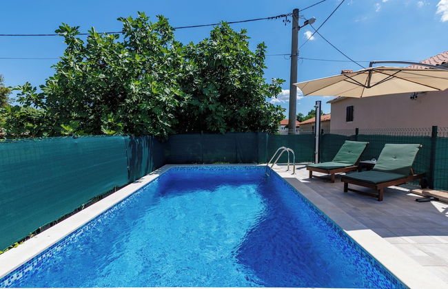 House Papinka With Private Pool & Garden - Foto 11