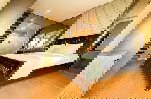 Foto 6 - Elegant and Spacious Studio at Kemang Mansion Apartment