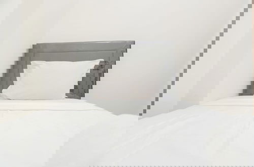 Foto 5 - Comfy Stay 2BR at Podomoro Golf View Apartment