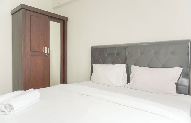 Comfy Stay 2BR at Podomoro Golf View Apartment - Foto 8
