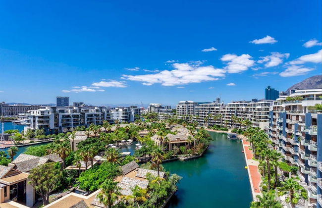 Canal View Two Bedroom Luxury Apartment - 610 - Foto 16