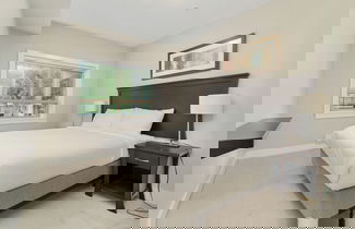 Photo 2 - Opulent Oasis Exquisite 2Bedroom Retreat
