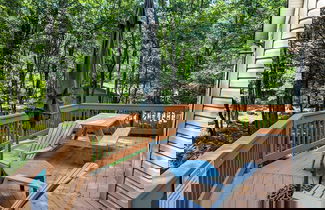 Photo 2 - The Bear Foot Lodge by Avantstay Game Room, Deck, Beach/lake Access