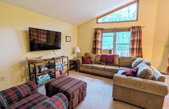 The Bear Foot Lodge by Avantstay Game Room, Deck, Beach/lake Access - Foto 5