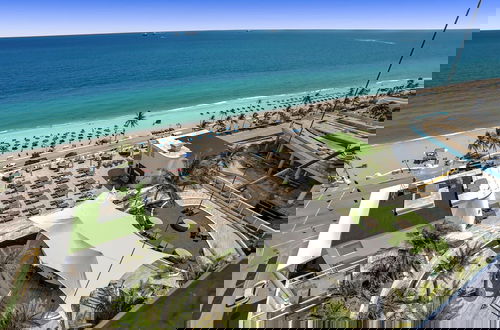 Foto 40 - Stunning Beachfront Luxury- Your Perfect Getaway!