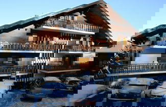 Foto 1 - Mystical Apartment With Mountain Views