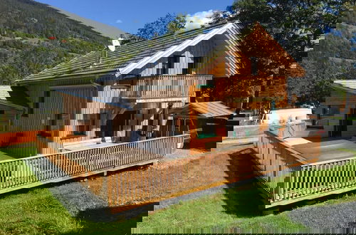 Foto 1 - Awe-inspiring Chalet Near Ski Area in Sankt Georgen ob Murau