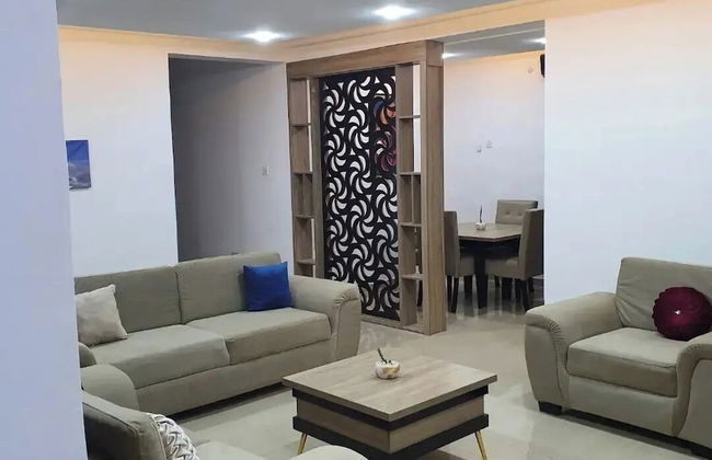 Amia Gold Luxury Apartment - Photo 20