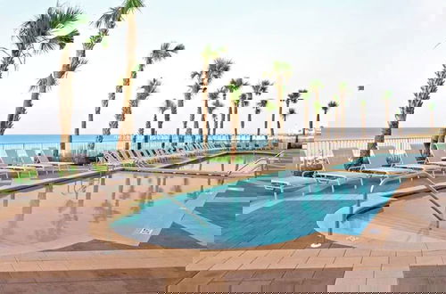 Foto 18 - Beachfront Bliss Awaits: 2-bed, 2-bath Condo at Sterling Reef - Sleeps 6!