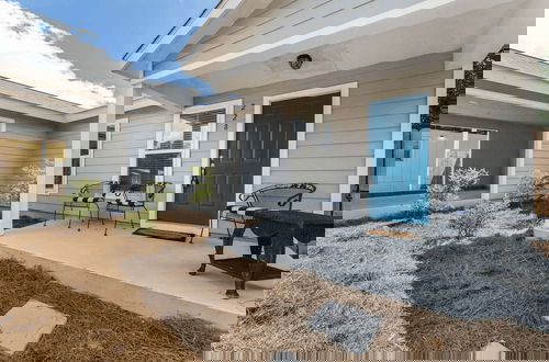 Foto 4 - Ocean Oasis by Avantstay Block to Beach West Pcb, Pet-friendly