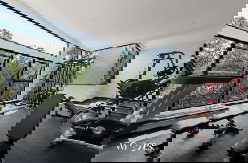 Foto 8 - Spacious Loft w Garden View Pool Jacuzzi GYM
