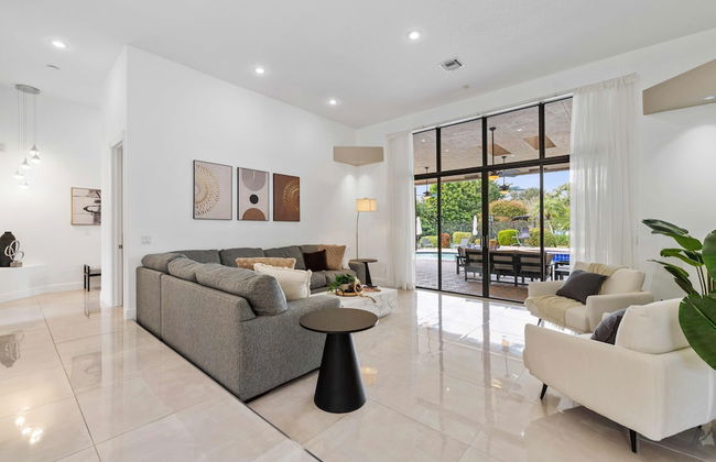 Grand 6BR Plantation Estate w/ Tennis & Pool - Foto 9