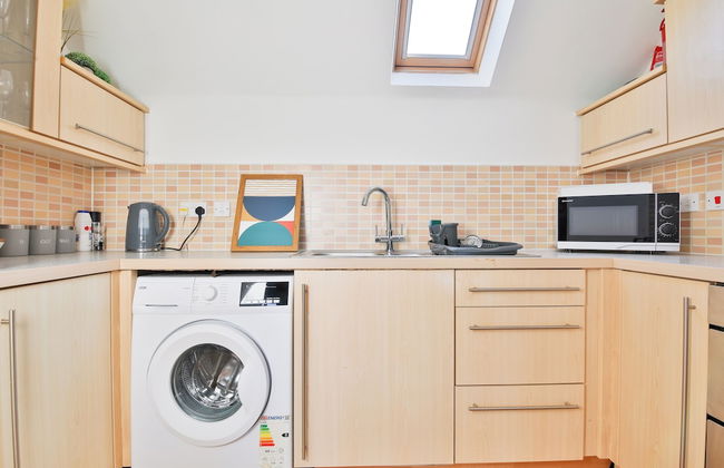 2 Bed House Near Beach with Free Parking - Foto 15