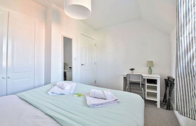 2 Bed House Near Beach with Free Parking - Foto 8