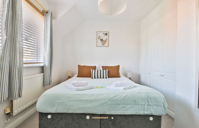 2 Bed House Near Beach with Free Parking - Foto 4