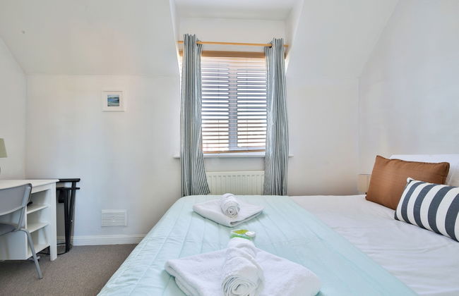 2 Bed House Near Beach with Free Parking - Foto 6