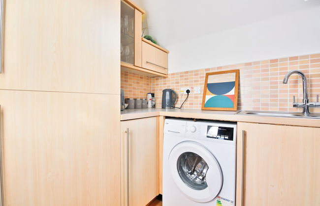 2 Bed House Near Beach with Free Parking - Foto 17