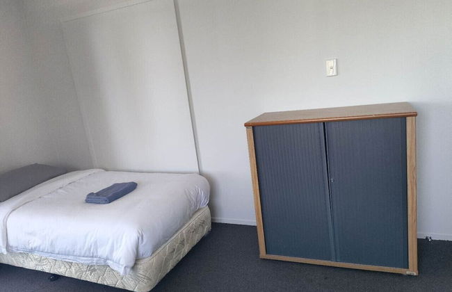 1 Double 1 Single 2 Sofa Beds Suite 2 - Foto 2