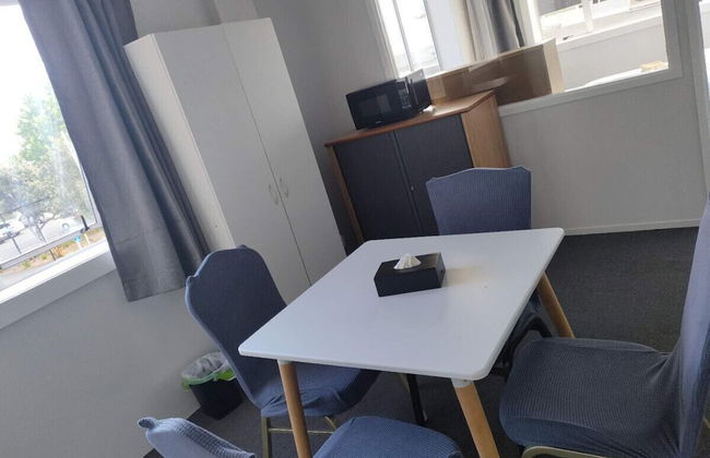1 Double 1 Single 2 Sofa Beds Suite 2 - Foto 7