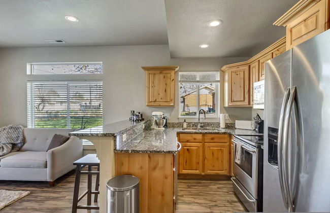 3 Bed 2 Bath King Beds With Smoker Grill - Foto 5