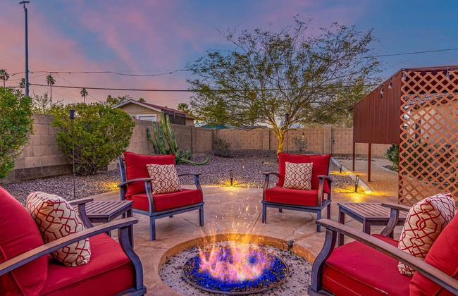 Cozy SW Casa 5 Mins to DT PHX Sleeps 6 - Photo 2