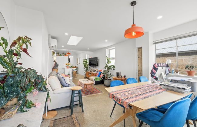 2 Bedroom House - Hobart CBD - Photo 12