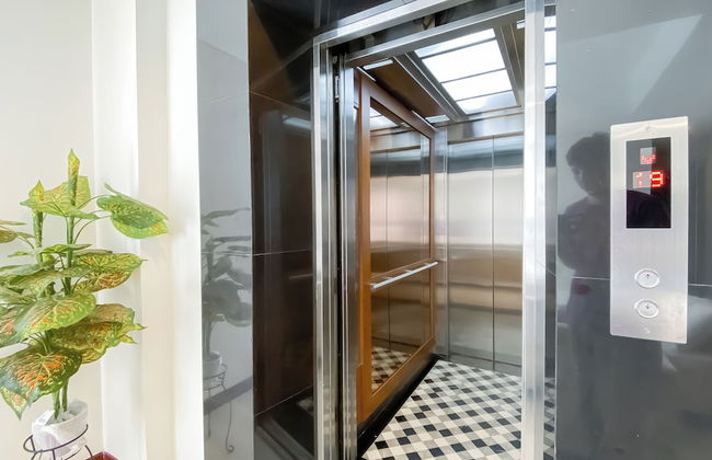 Spacious 2Br Apartment With Private Lift At The Kencana Residence - Photo 7