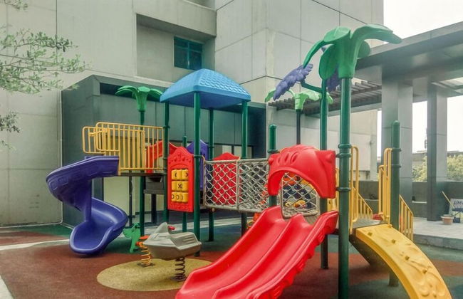 Spacious 2Br Apartment With Private Lift At The Kencana Residence - Photo 26