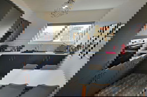 Foto 4 - Apartmentsleeps4-marketquarter-wifi-parking