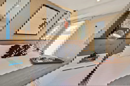 Foto 6 - Stunning Beachfront Condo - Sea Views