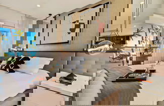 Foto 2 - Stunning Beachfront Condo - Sea Views