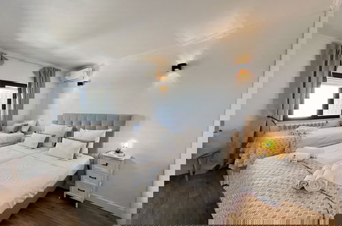 Photo 4 - Algarve Premium Villa by Homing