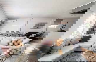 Foto 2 - Spacious and Sunlit Seaside Flat