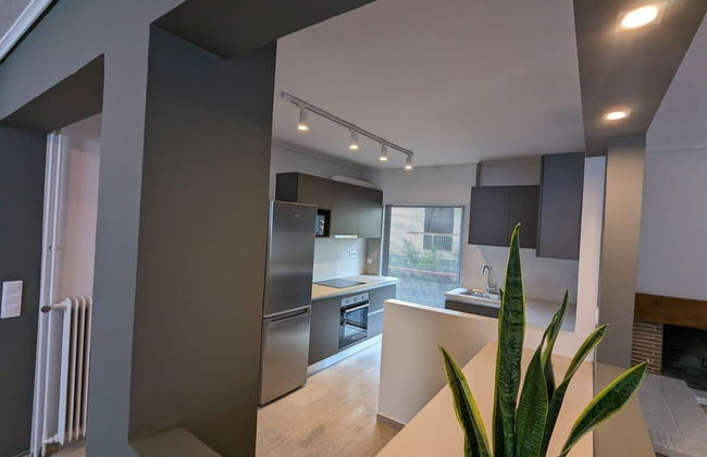 Spacious and Sunlit Seaside Flat - Photo 18