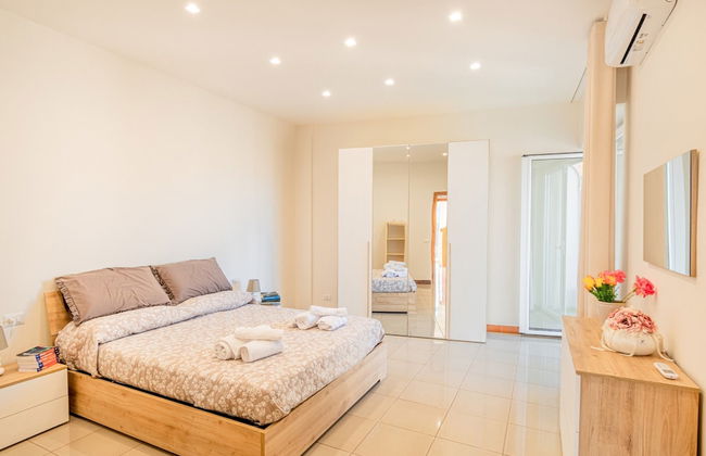 Bright Apartment Private Parking Naples - Photo 7