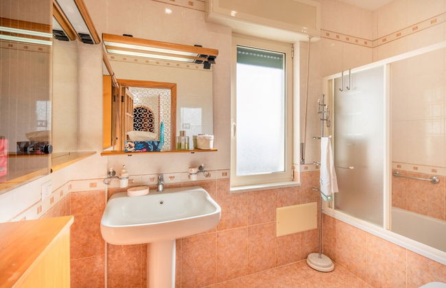 Bright Apartment Private Parking Naples - Photo 25