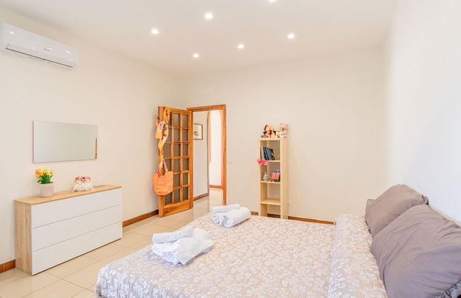 Bright Apartment Private Parking Naples - Photo 6