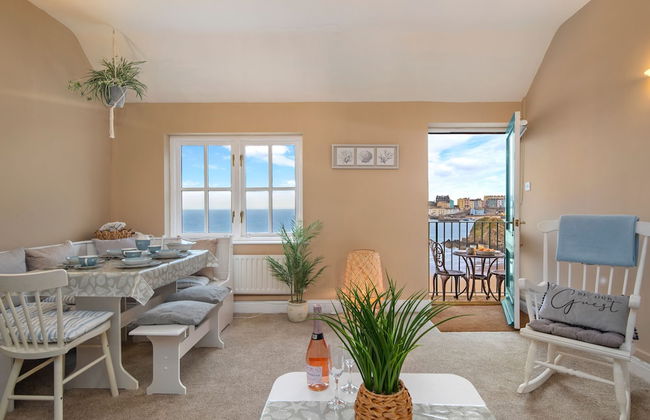 5 Sunny Cove - Direct Beach Access Sea Views - Photo 24