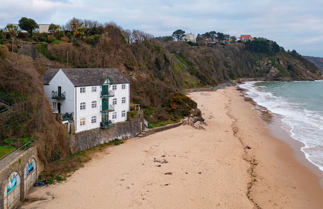 5 Sunny Cove - Direct Beach Access Sea Views - Photo 30