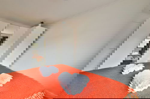 Foto 2 - 3 Bed House with Private Parking