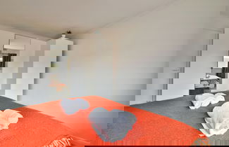 Foto 2 - 3 Bed House with Private Parking