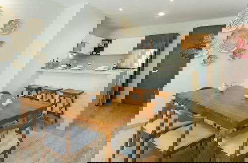 Foto 18 - 2 Br. Roof W/infinity Pool + Jacuzzi Spacious