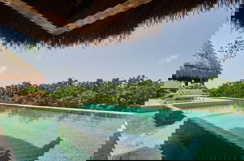 Foto 35 - 2 Br. Roof W/infinity Pool + Jacuzzi Spacious